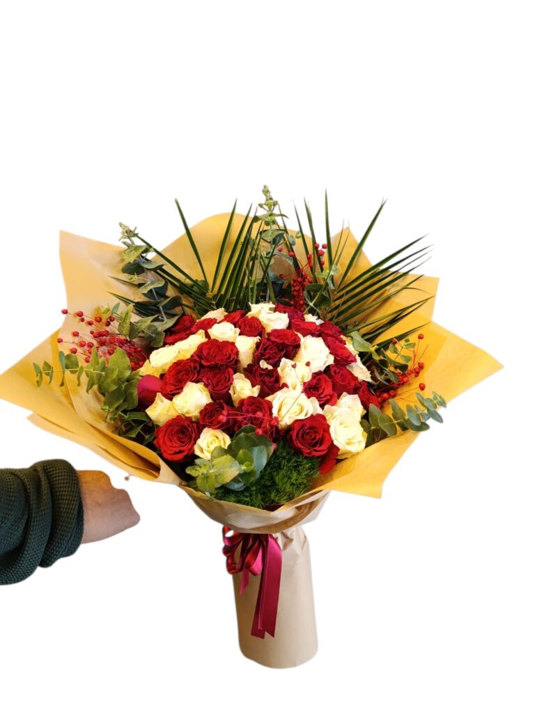 Golden Romance Premium Buket